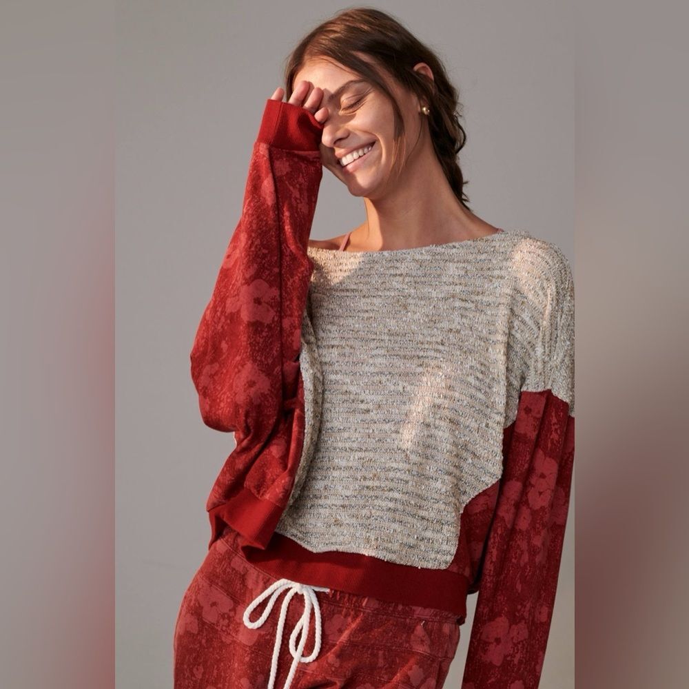 Anthropology & Saturday Sunday- Wine and Beige Batwing Sweatshirt. L. NWOT